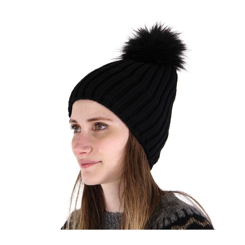 BONNET POMPON